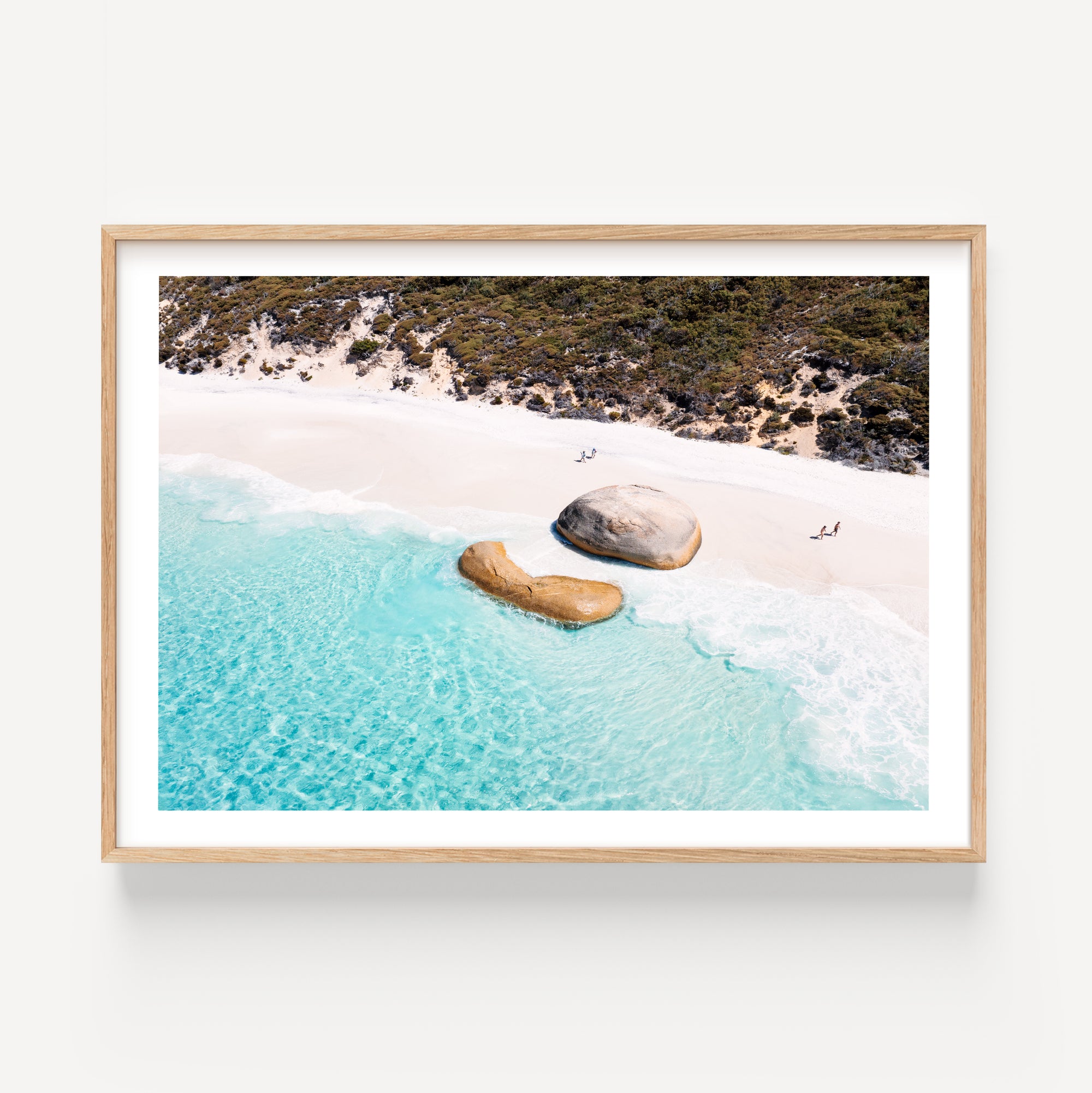FVR0088 - LITTLE BEACH