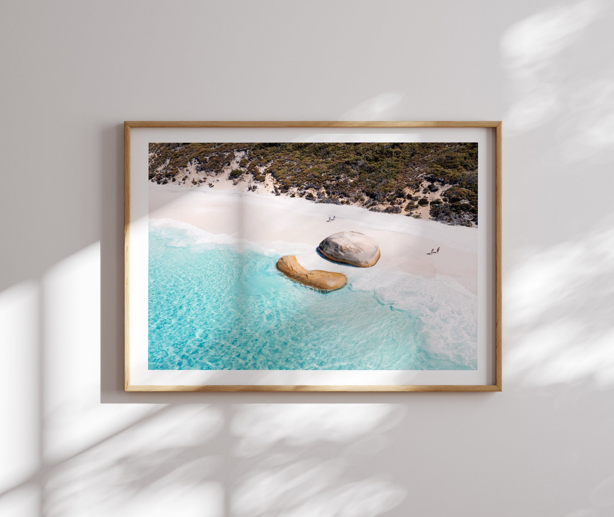 FVR0088 - LITTLE BEACH