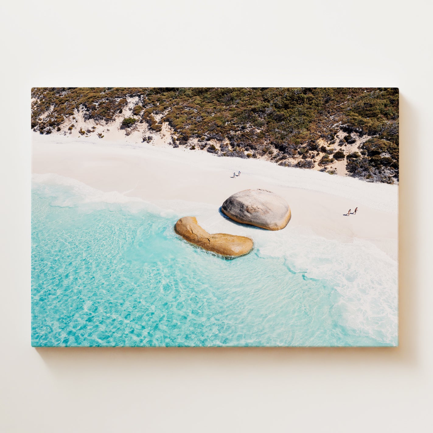 FVR0088 - LITTLE BEACH